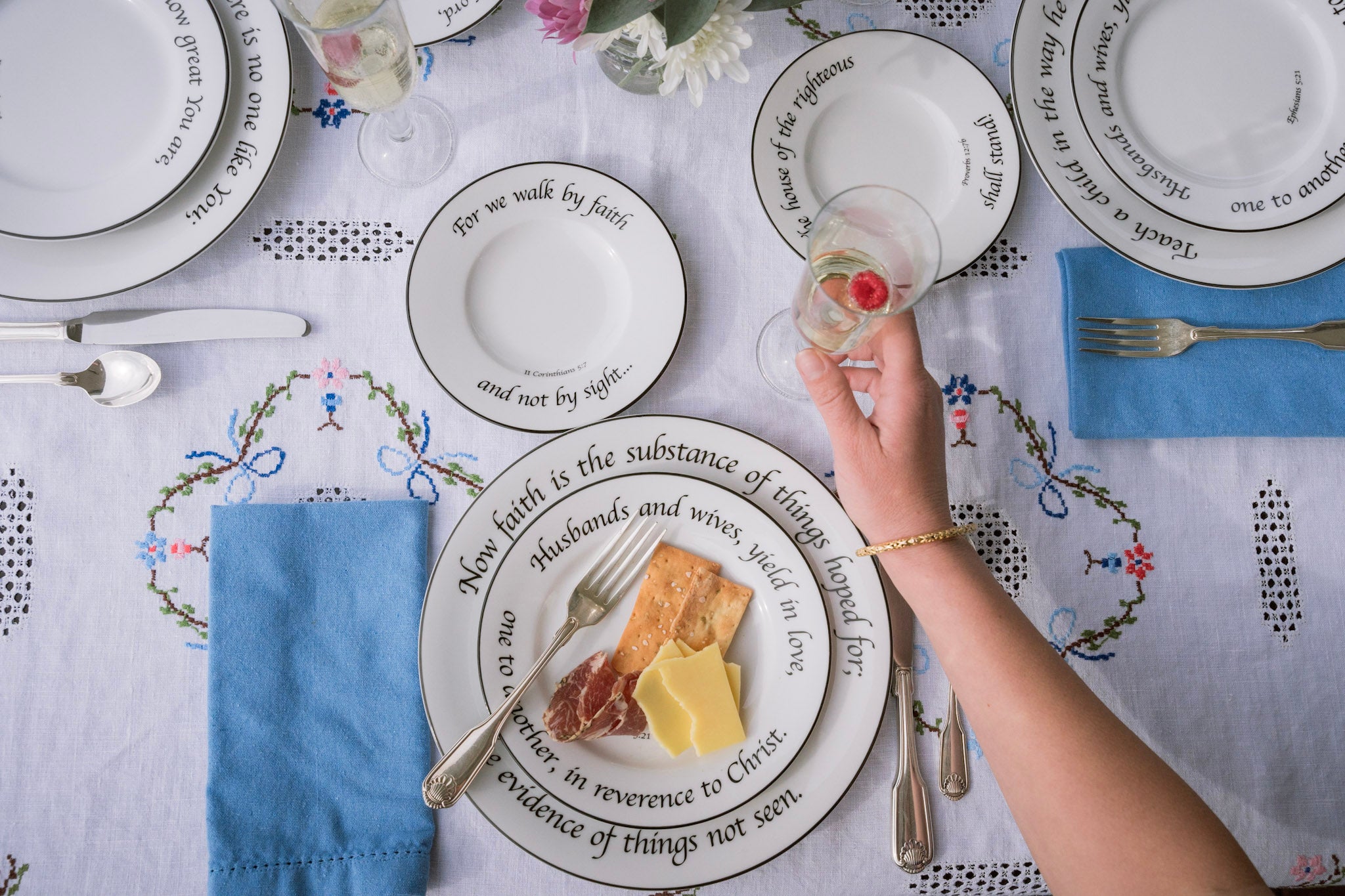 12-Piece Dinnerware Case - Faith, Family & Children, Love, and Praise ...