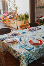 Load image into Gallery viewer, Nativity Accent Plates, Set B
